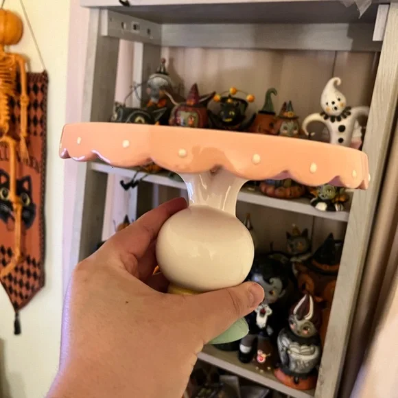 JOHANNA PARKER EASTER CAKE STAND - Picture 6 of 6